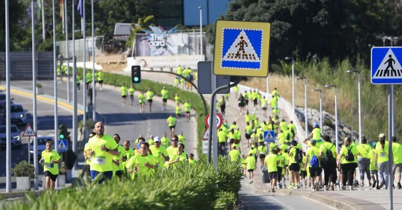 Amplia participación en la quinta marcha solidaria contra el cáncer en Algeciras