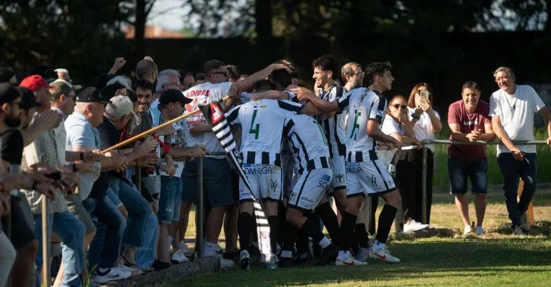 Antela domina y gana con claridad al Betanzos en el play off de ascenso