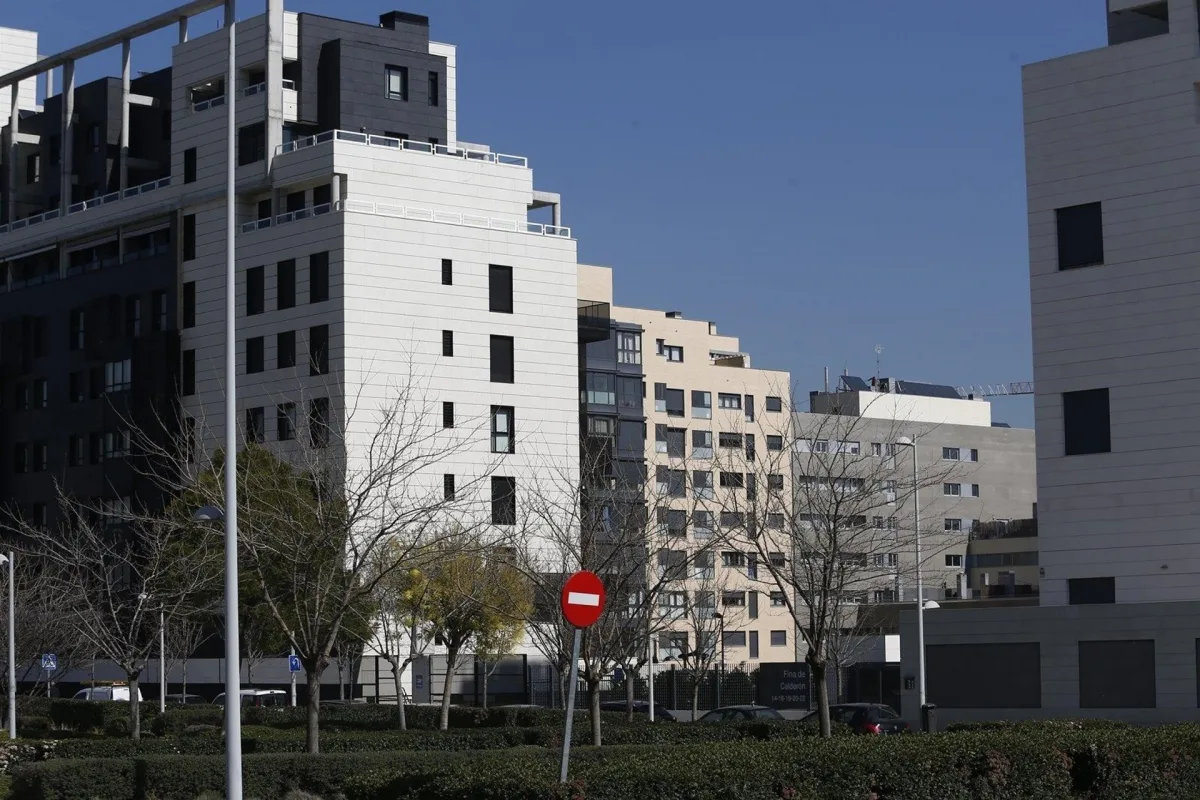 Más de una década de salario para comprar un piso de 60 m² en València