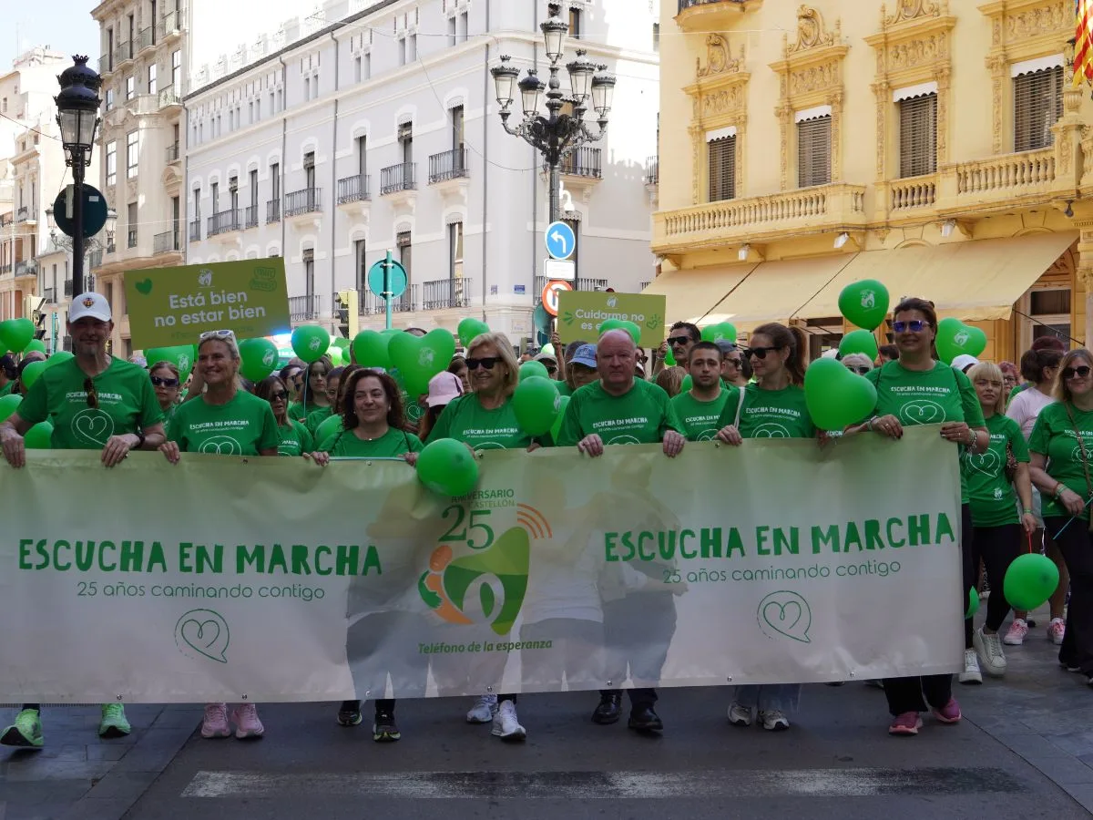 Castellón se moviliza en la primera marcha solidaria por el 25 aniversario del Teléfono de la Esperanza