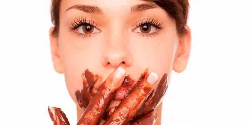 Cinco estrategias clave para evitar comer por ansiedad y controlar los impulsos