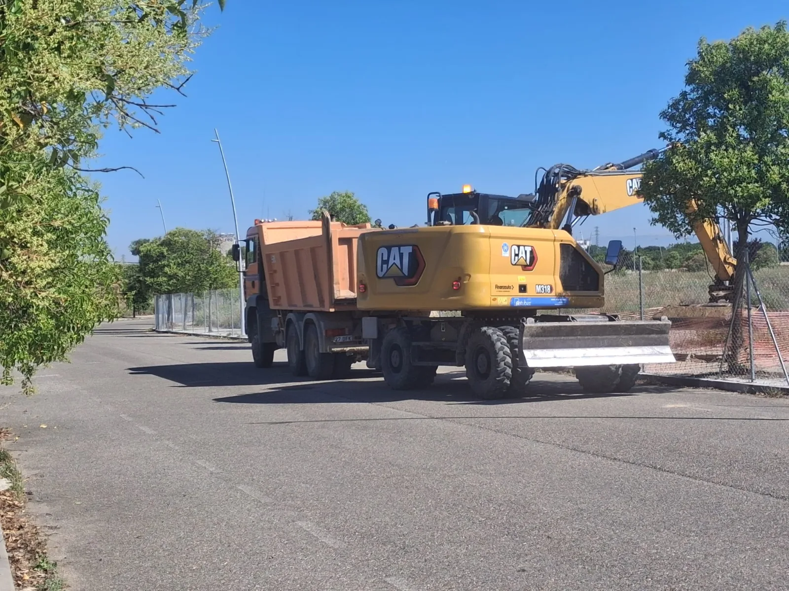 Comienzan los trabajos preparatorios del nuevo parque comercial en Torre Salses