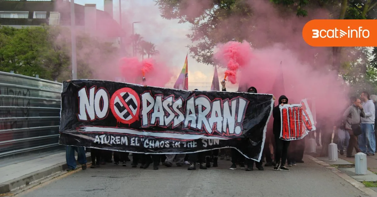 Continúan las protestas contra el festival neonazi Chaos in the Sun en Santa Susanna