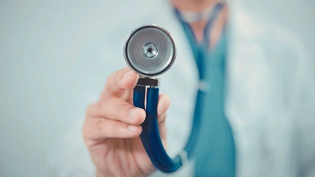 Crece el número de profesionales sanitarios colegiados en España durante 2025