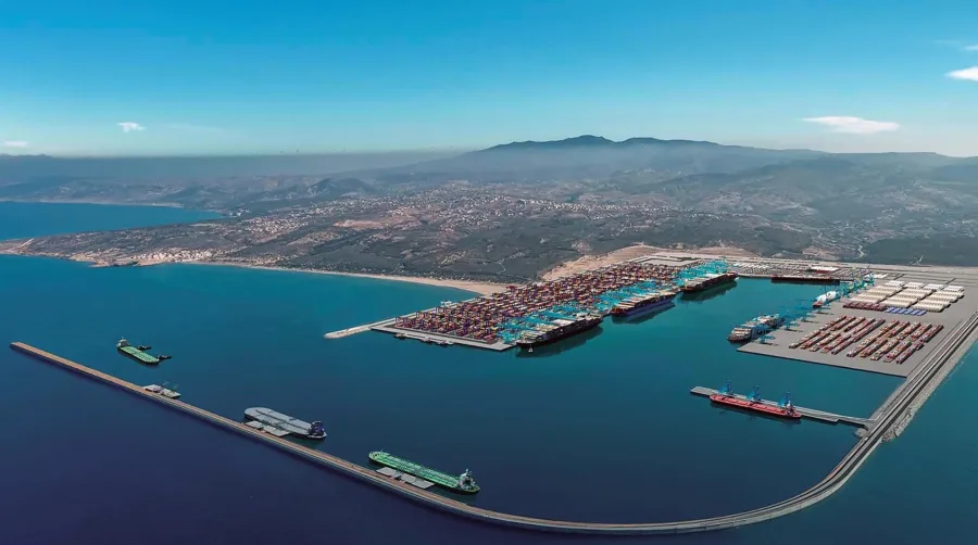 Crece la presión estratégica de Marruecos en el Estrecho con su auge portuario