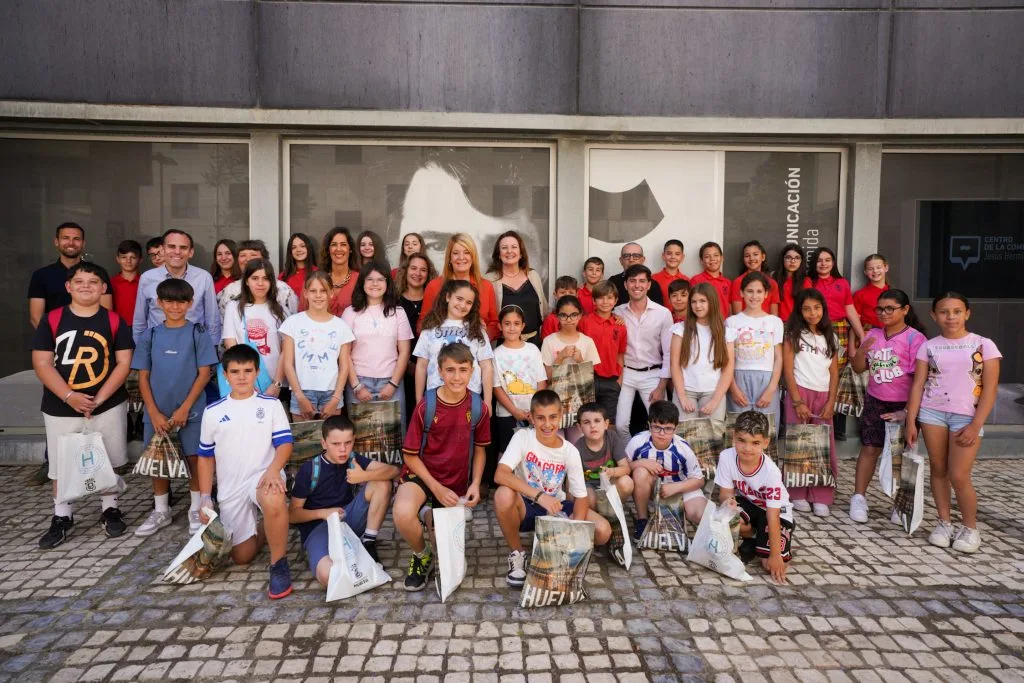 El Centro de la Comunicación Jesús Hermida expone periódicos creados por escolares de Huelva