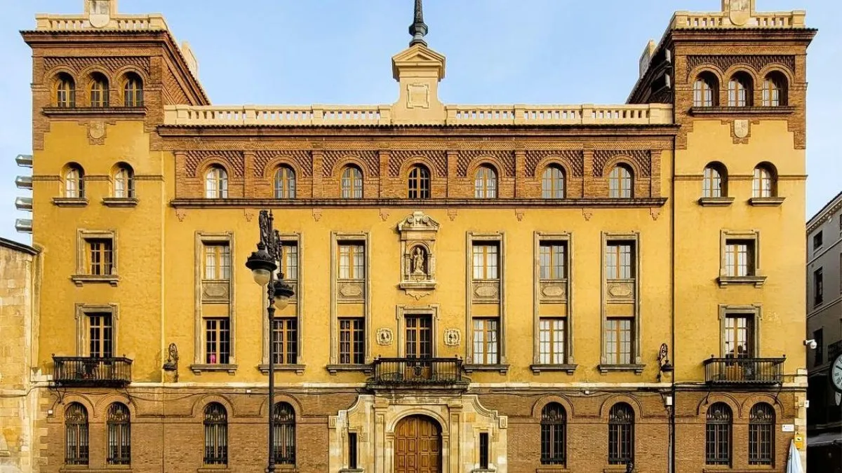 Historia y arquitectura del Seminario Diocesano de San Froilán en León