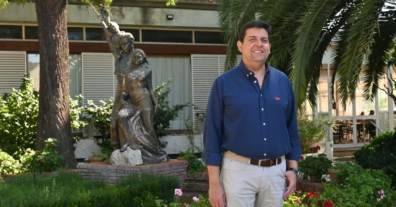 Javier Cazalla asume la presidencia del Club Nazaret con énfasis en deportes y actividades sociales