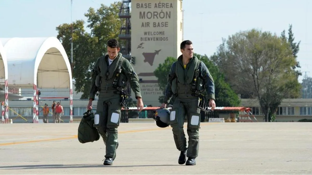La base naval de Rota cierra su pista y desvía vuelos militares al aeródromo de Morón por obras