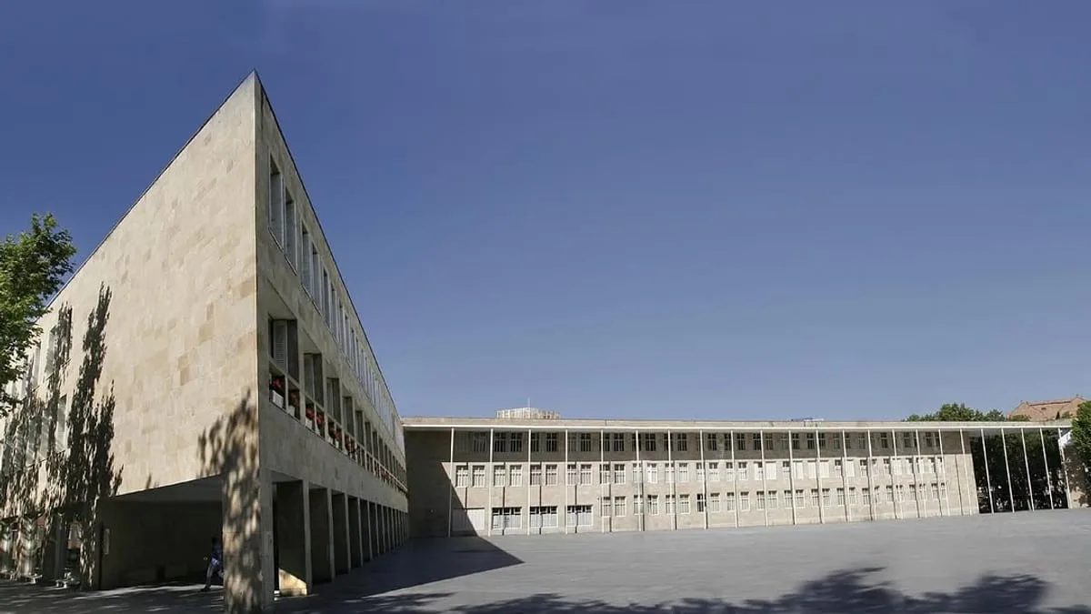 La UD Logroño recibe un homenaje oficial en el Ayuntamiento de la ciudad