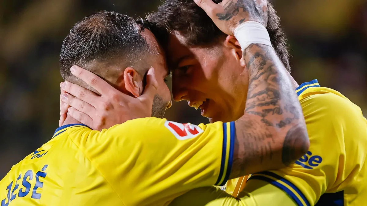 Las Palmas enfrenta una crisis tras la derrota que complicó su ascenso directo