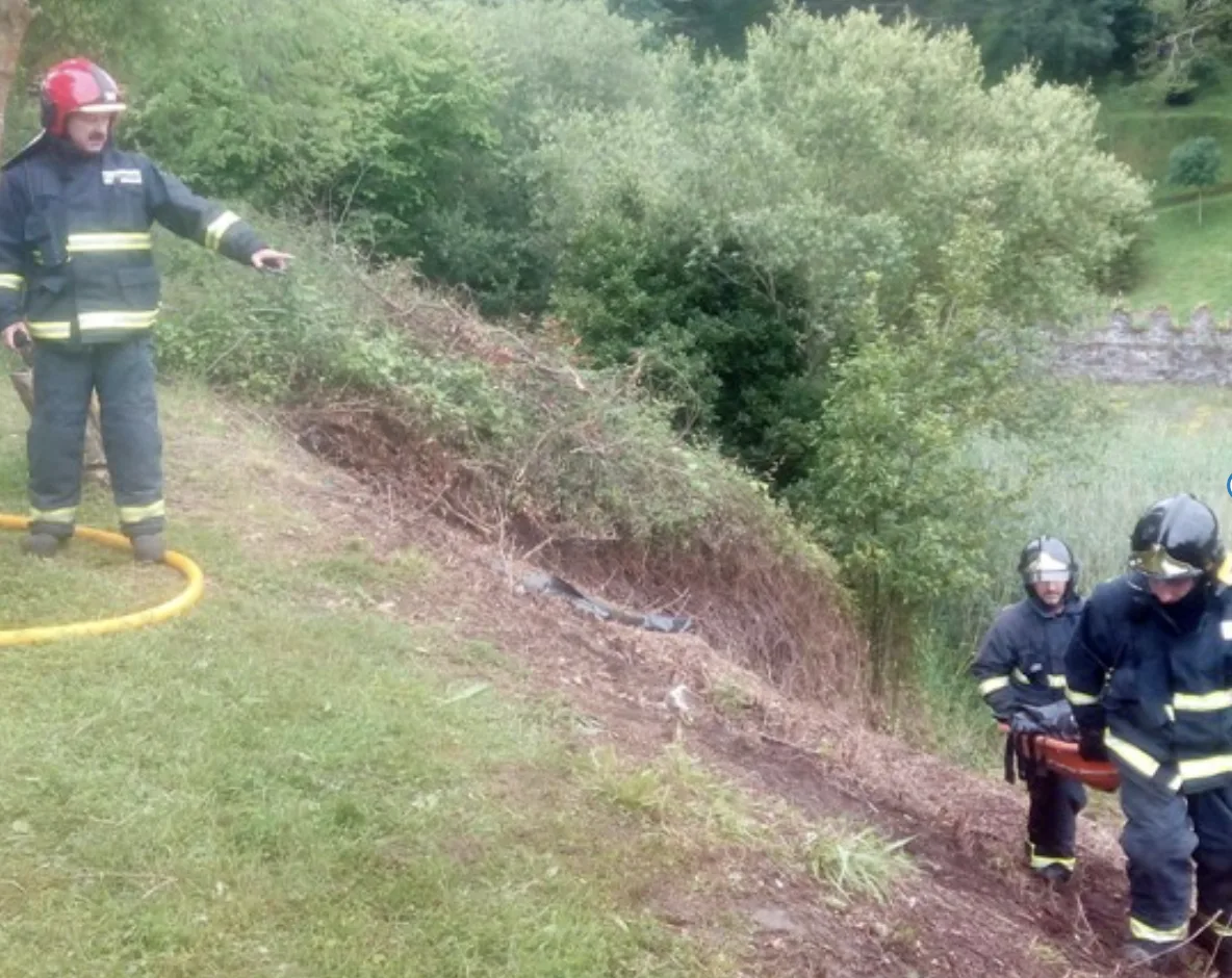 Mujer fallece tras perder el control de su vehículo en Tineo