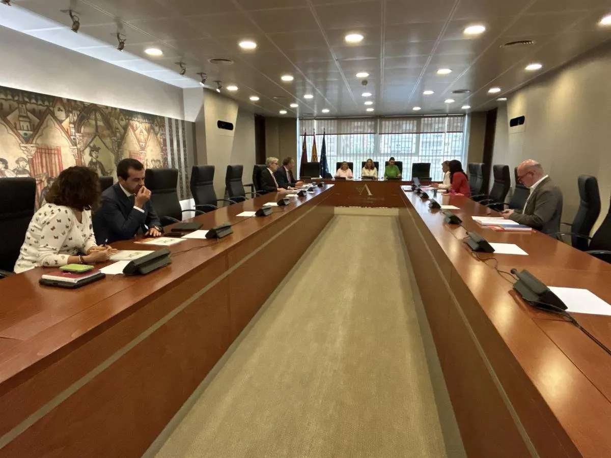 Murcia votará una ley para sancionar agresiones a personal sanitario del sistema público