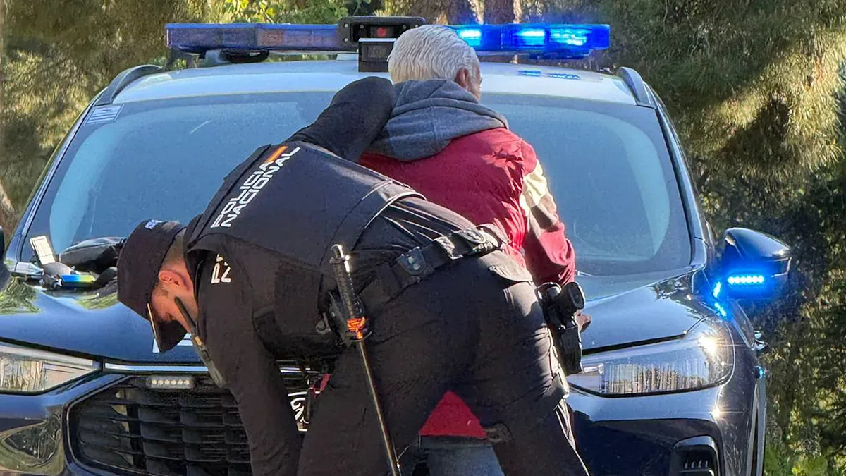Policías nacionales enfrentan desafíos humanitarios y de seguridad en parque Paraíso de San Blas