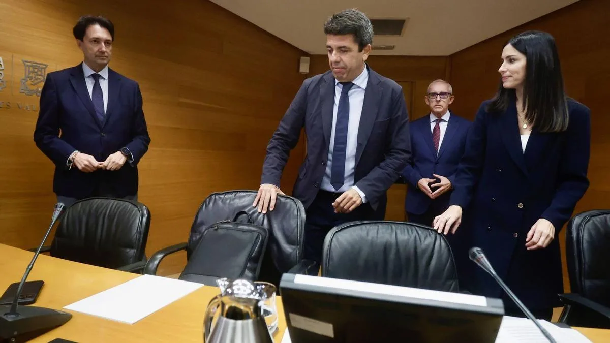PP y Vox evitan responsabilizar a Mazón y excluyen a Pradas en informe sobre la DANA en Valencia