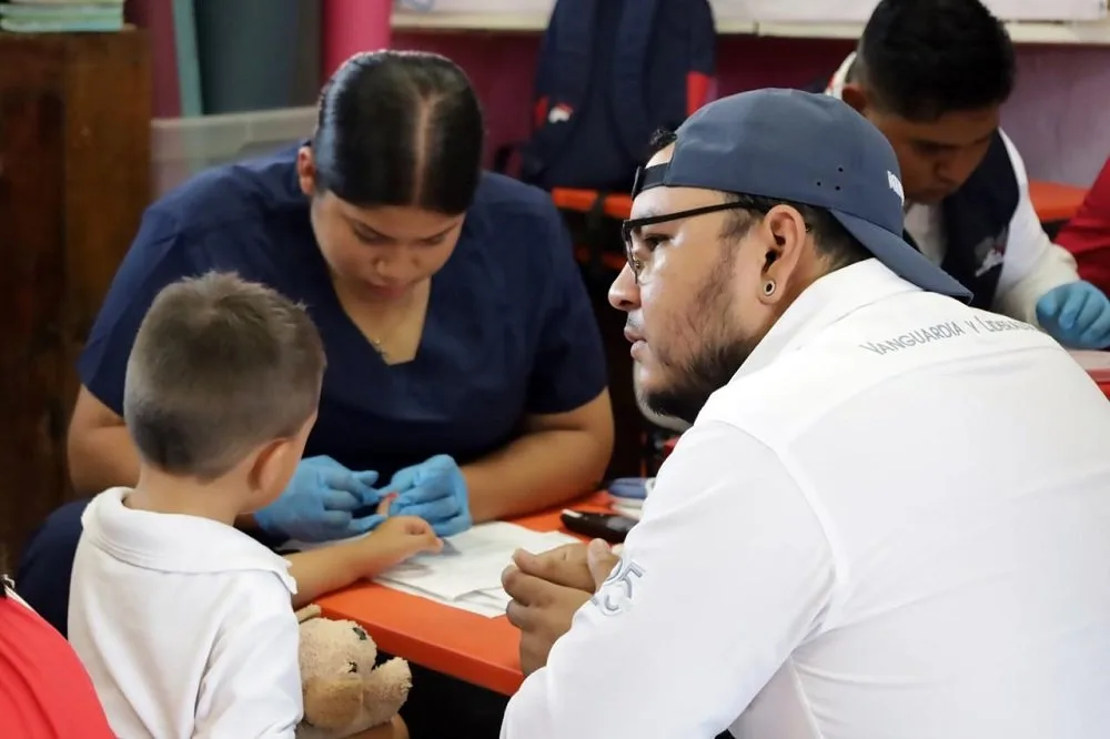 Programa de salud escolar en Colima ahorra casi 9.3 millones a familias