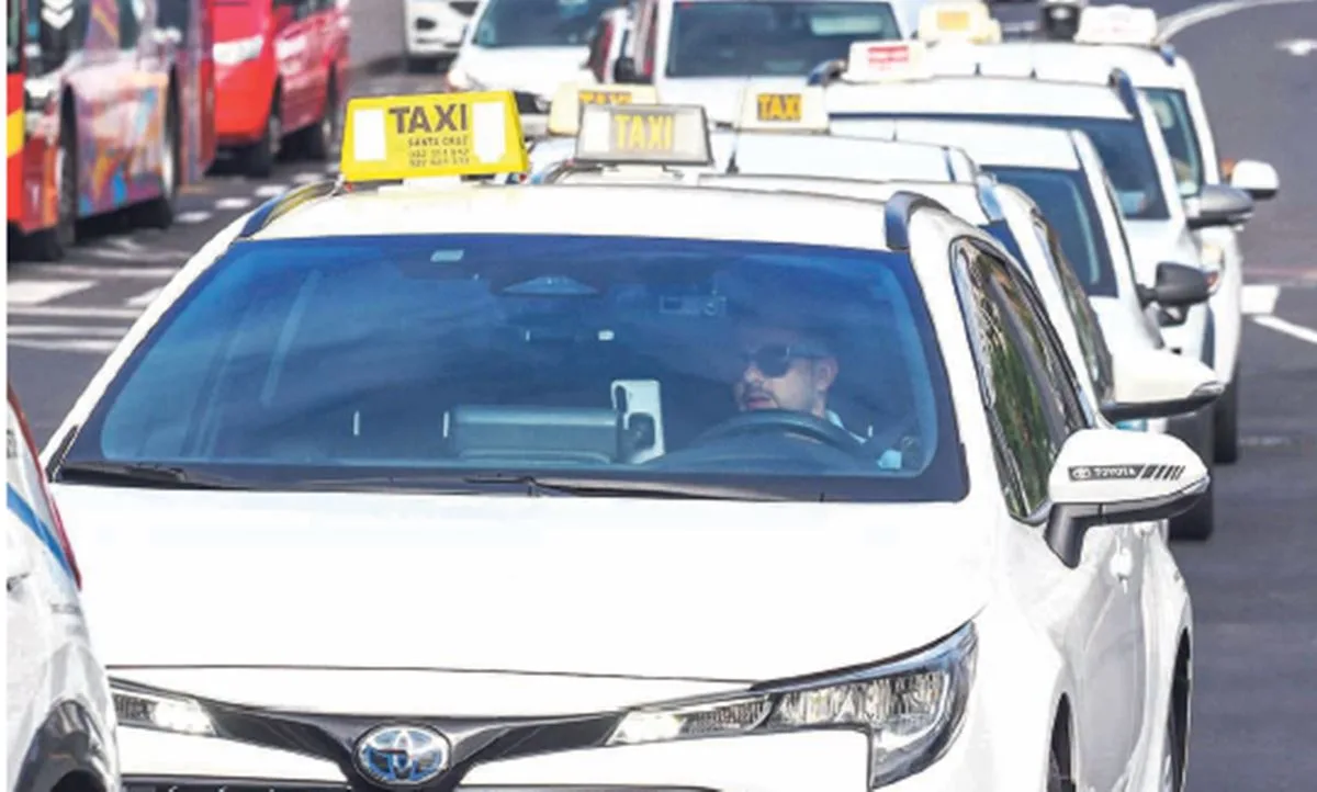 Santa Cruz otorgará ayudas para instalar cámaras y mamparas en taxis por seguridad
