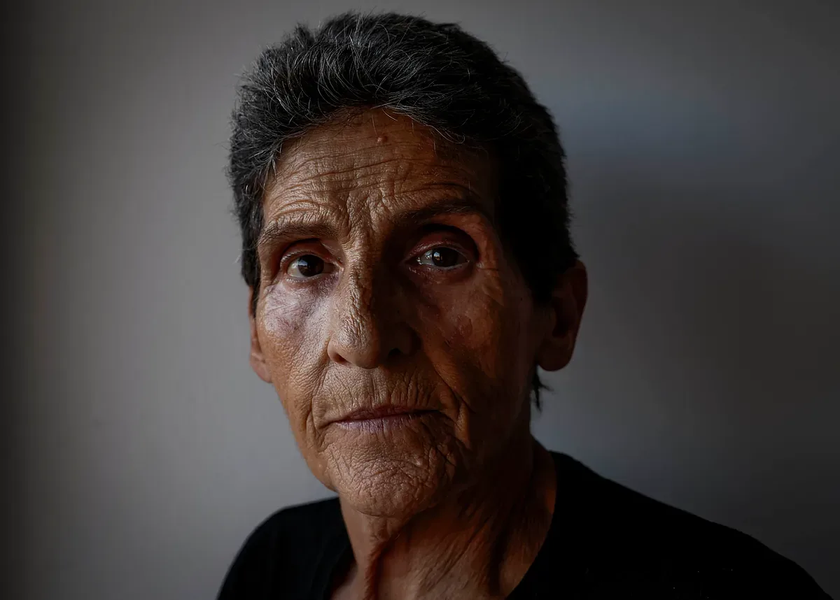 Superar el VIH y llegar a los 60: experiencias y retos de la primera generación que envejece con el virus