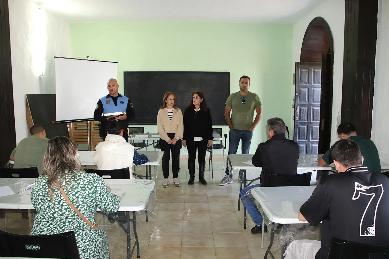 Yaiza abre convocatoria para obtener el carné municipal de conductor de taxi