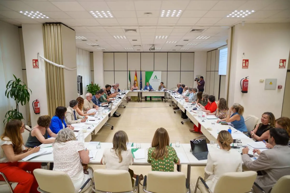 Andalucía impulsa una ley para sancionar agresiones a personal sanitario con multas de hasta 60.000 euros