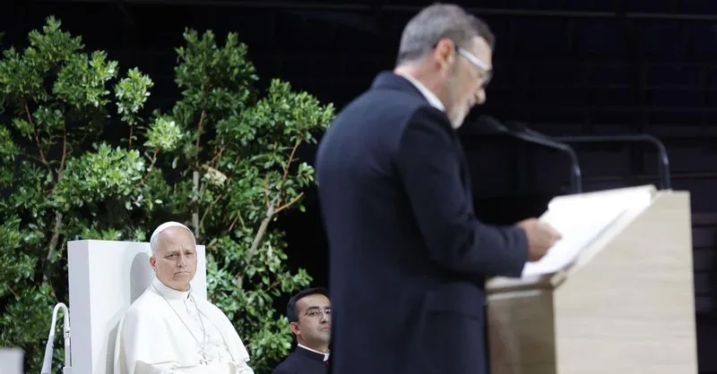 Antonio Banderas destaca la Semana Santa de Málaga y el arte como expresión espiritual ante el papa León XIV