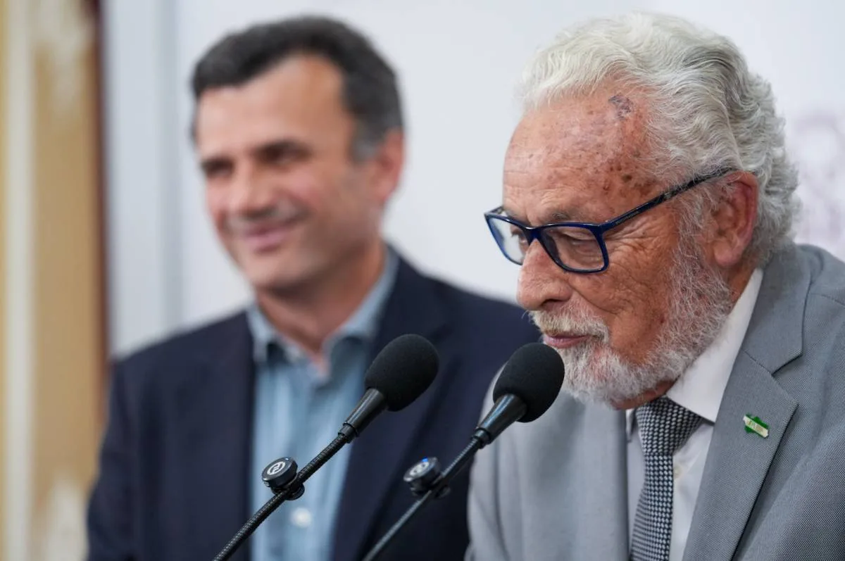 Cádiz avanza en la atención a personas sin hogar con apoyo del Defensor del Pueblo Andaluz