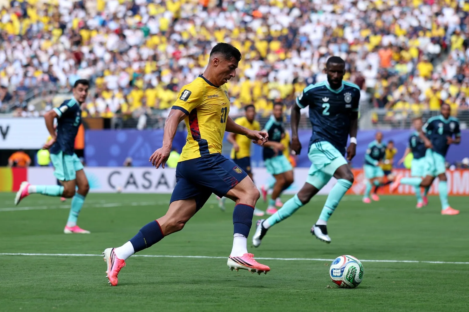 Ecuador sorprende a Alemania en Nueva York y avanza al Mundial tras triunfo clave