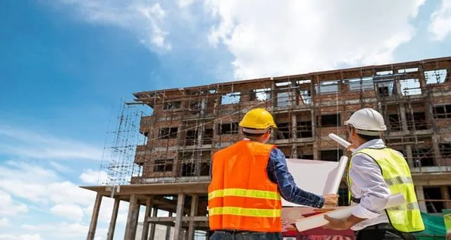 El aumento del absentismo laboral golpea la rentabilidad del sector de la construcción