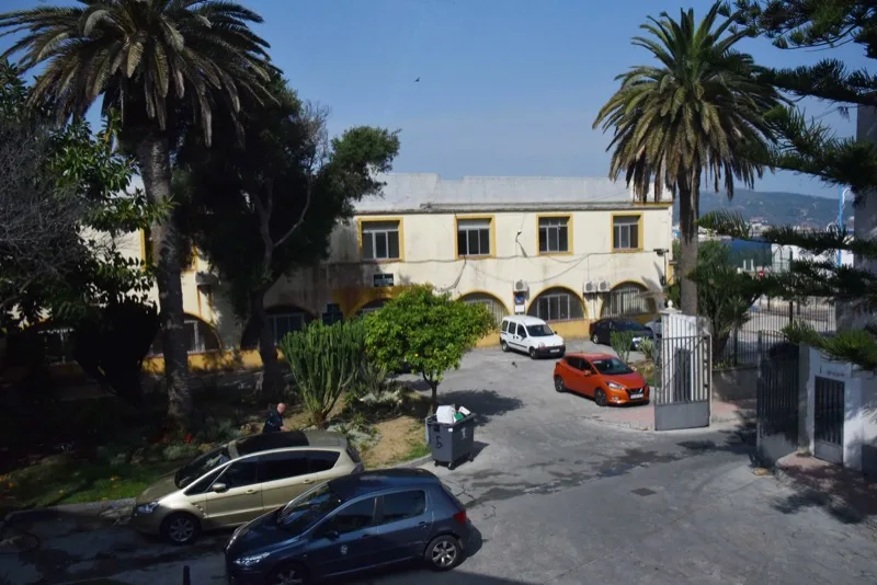 El edificio de Sanidad en San Amaro será demolido tras siete años en estado de ruina