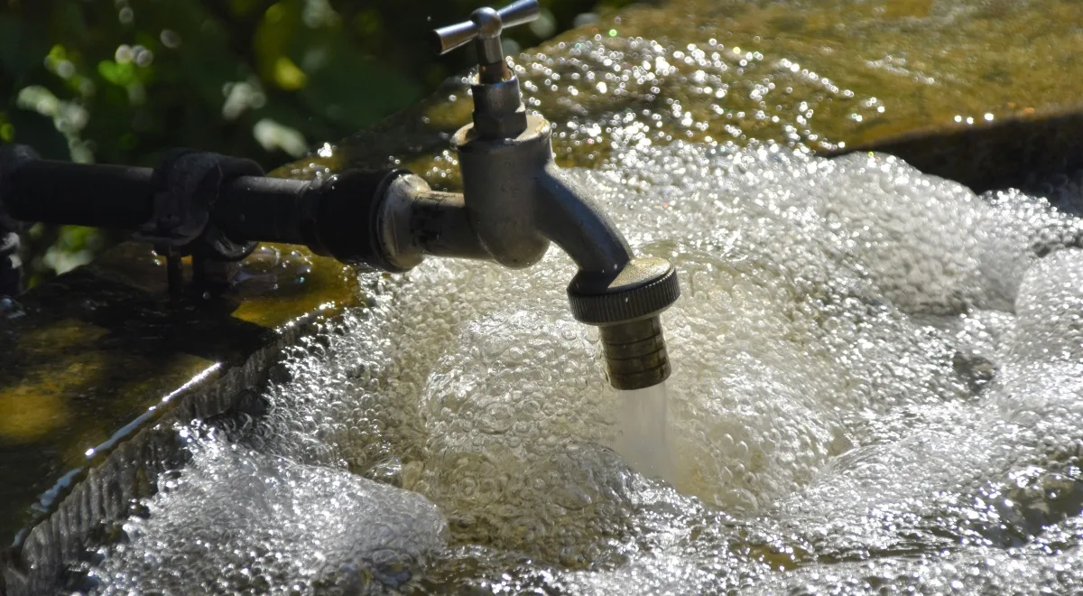 Europa reconoce la necesidad urgente de aumentar inversión para renovar infraestructuras del agua