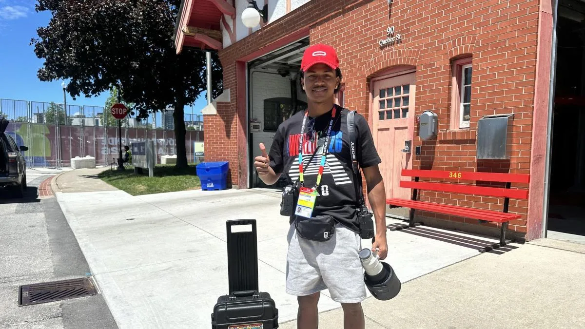 Joel Williams, futbolista panameño que dejó el campo para capturar el Mundial como fotógrafo