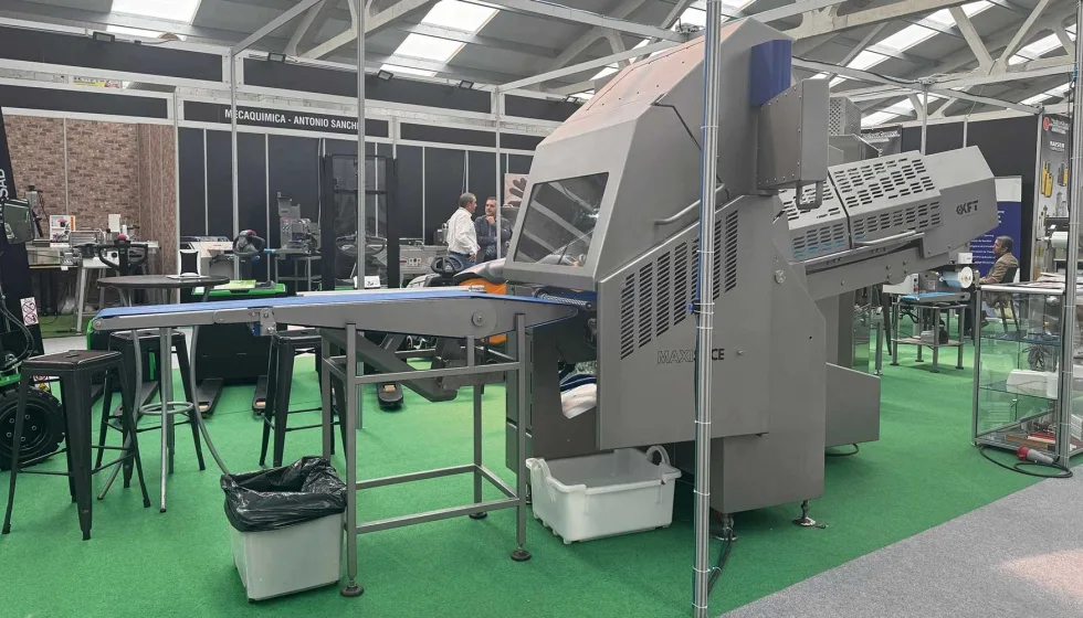 KFT Food Machinery exhibe en FIC Guijuelo 2026 su loncheadora MAXI SLICE con loncheado en plato redondo