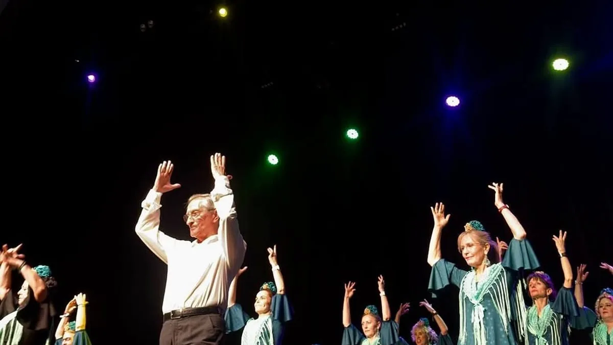 La Asociación de Amigos del Plus Ultra cierra su curso con una emotiva gala musical