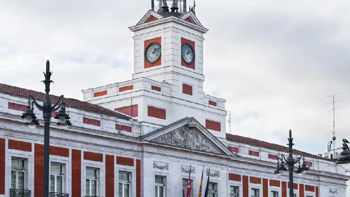 La Comunidad de Madrid aumenta fondos para ayudas por gestación y adopción hasta 125,5 millones