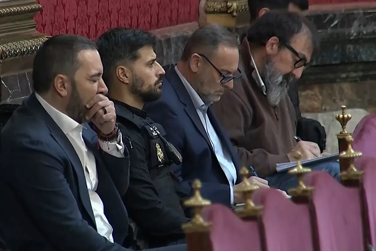 La condena a un exministro acentúa la polarización política y pone en debate la lucha contra la corrupción