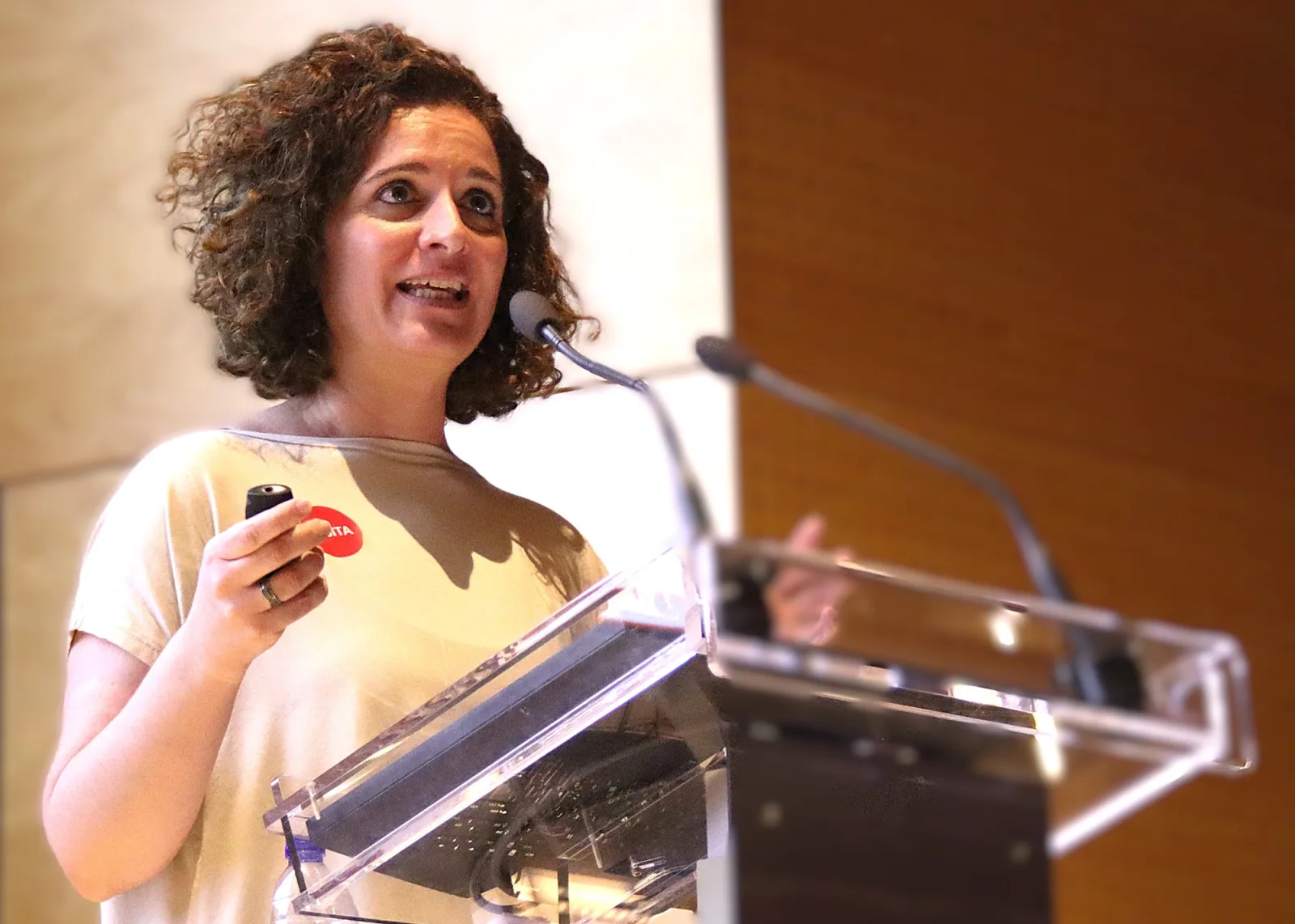 María Ruiz-Castell señala la importancia de integrar factores sociales y ambientales para abordar las desigualdades en salud