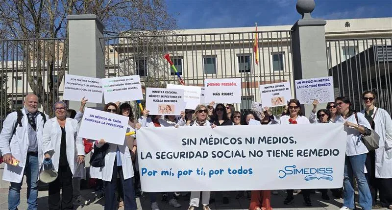 Médicos inspectores de la Seguridad Social inician paros parciales diarios indefinidos por incumplimientos
