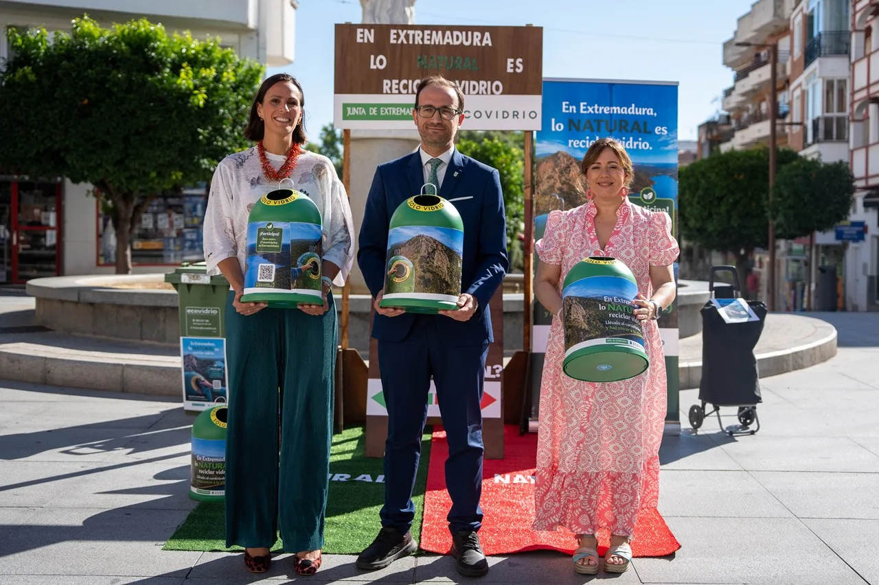 Mérida impulsa la campaña regional para fomentar el reciclaje de vidrio en Extremadura