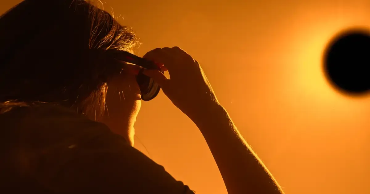 Ocho campings y cabañas en España ideales para ver el eclipse solar de agosto de 2026