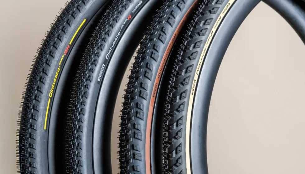 Pirelli amplía su gama de neumáticos Gravel con los nuevos Cinturato Gravel RH y RM