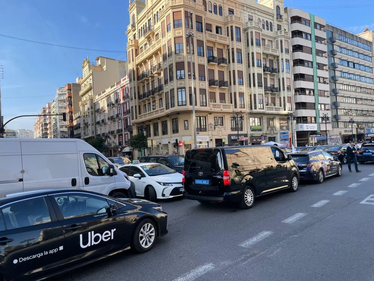 Se aprobaron casi 200 nuevas licencias VTC en un mes antes de la congelación en la Comunitat Valenciana