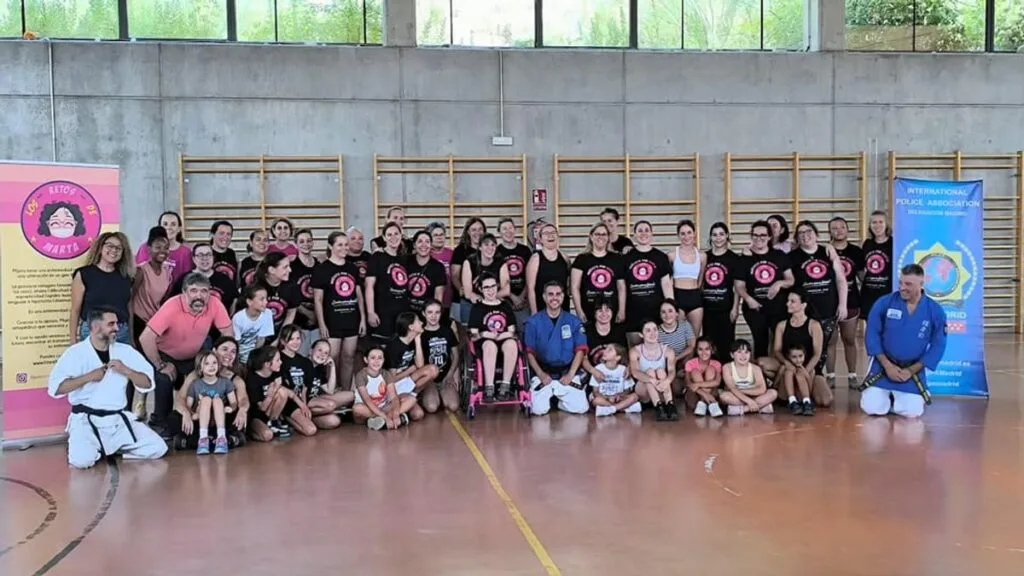 Taller solidario de defensa personal para mujeres y niñas en Arroyo Molinos