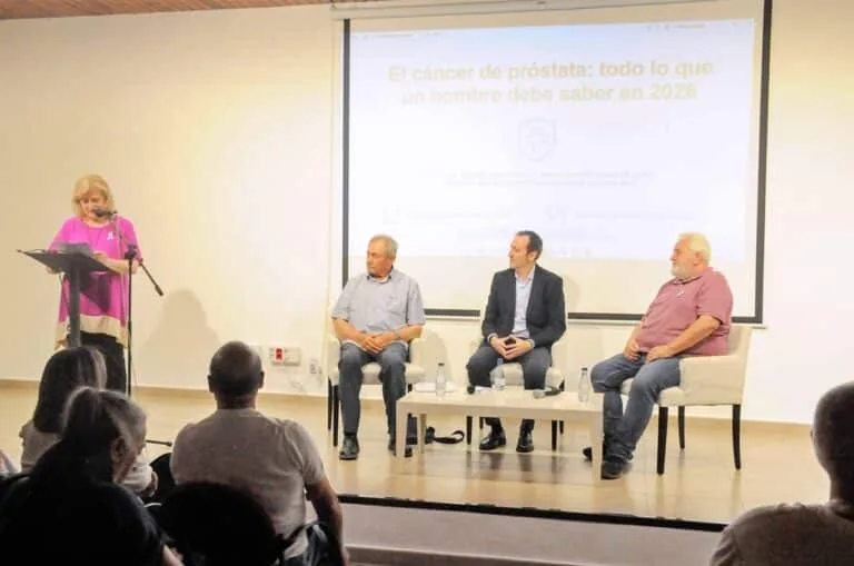 Tomelloso impulsa la prevención del cáncer de próstata mediante poesía, música y charlas informativas