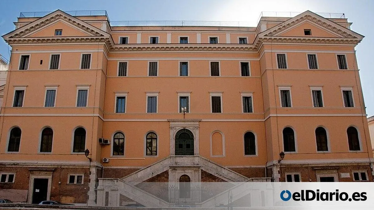 Un grupo de estudiantes descubre una villa romana bien conservada bajo una escuela en Roma