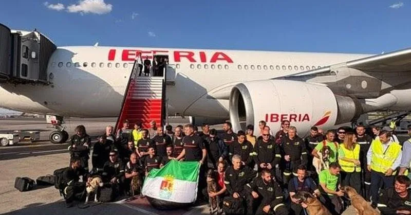 Un segundo contingente español con expertos y perros de rescate llega a Venezuela tras los terremotos