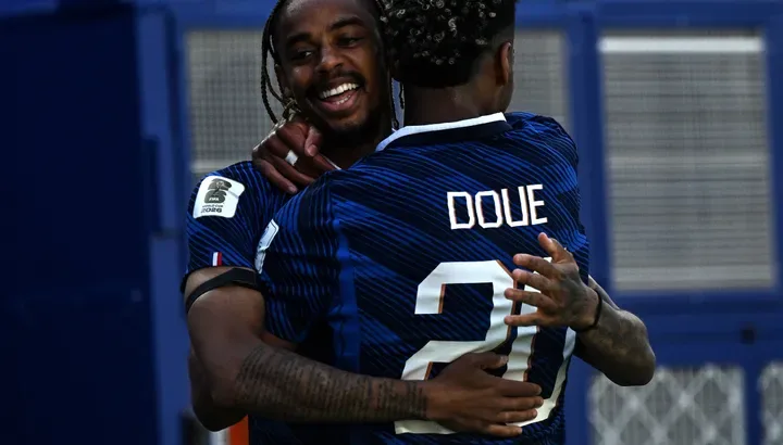 Arsenal intensifica su búsqueda de refuerzos para el ataque ante dificultades por Morgan Rogers