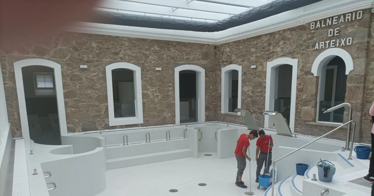 Arteixo prepara pruebas para abrir en 2027 la casa de baños del Balneario tras su restauración