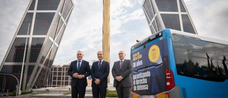 El Colegio de la Abogacía y EMT lanzan campaña para destacar la labor del Turno de Oficio
