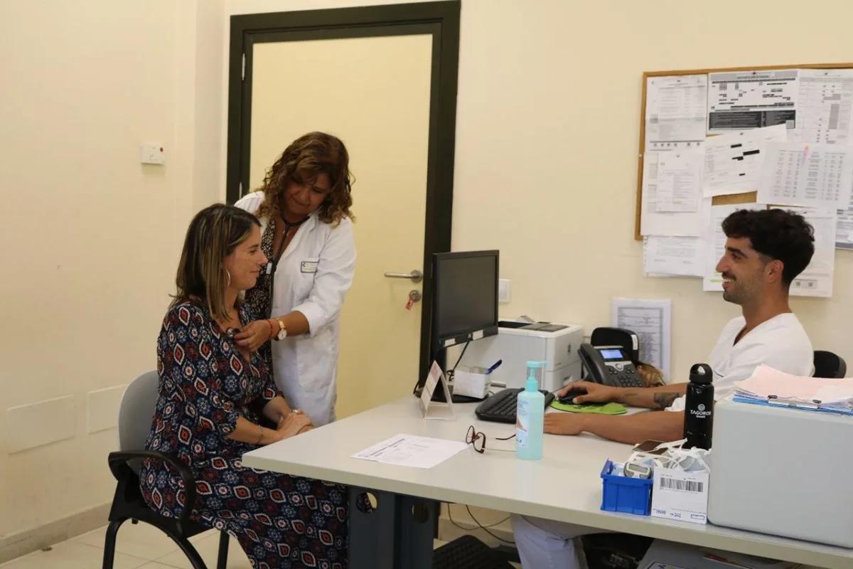 El Servicio Canario de la Salud ofrece un récord de 492 plazas para formación sanitaria especializada