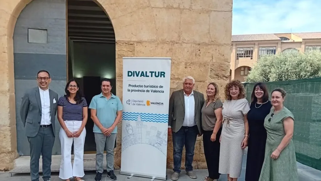 La Diputació de València impulsa la llegada de cruceristas a destinos más allá de la capital